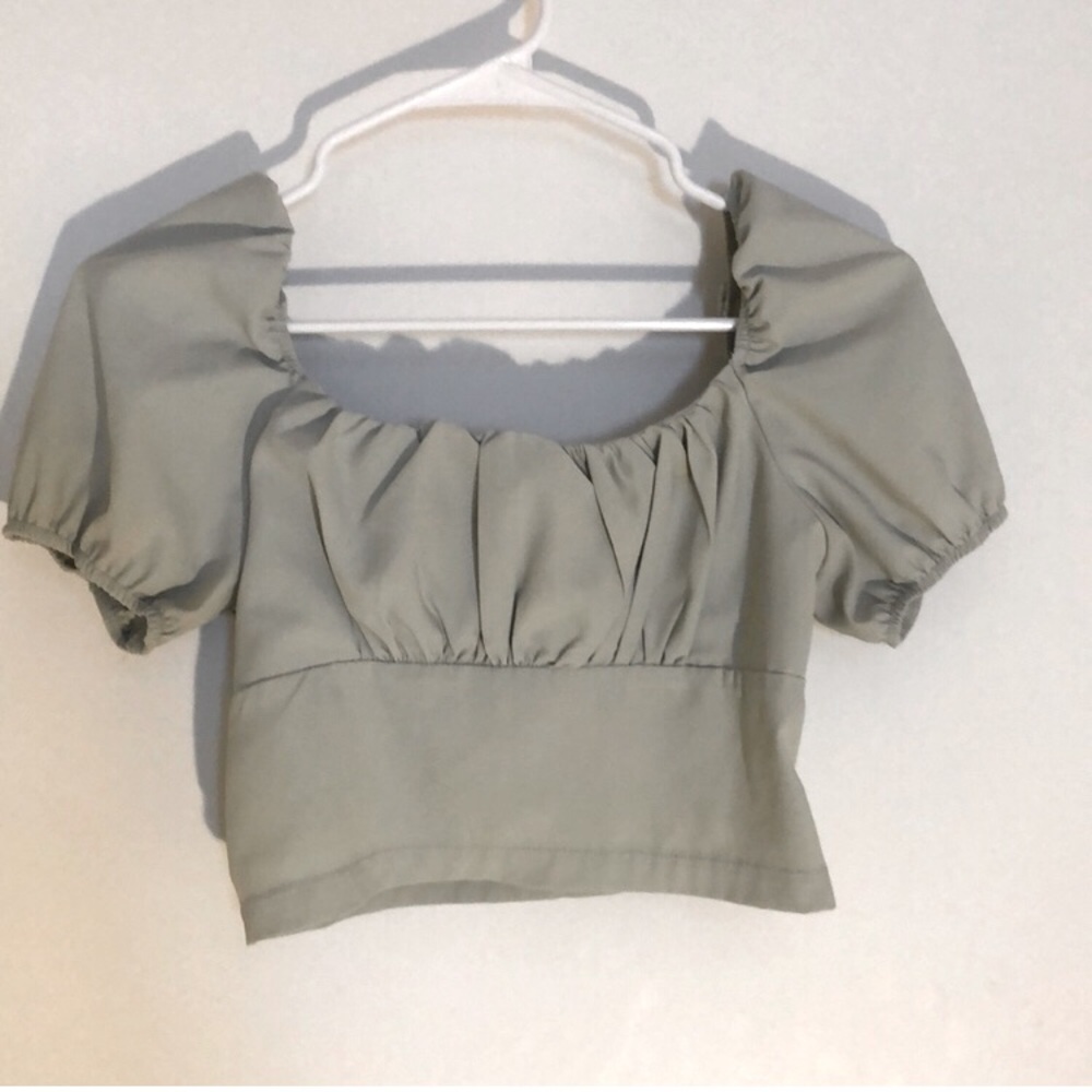 SWEETHEART NECK GREEN BLOUSE